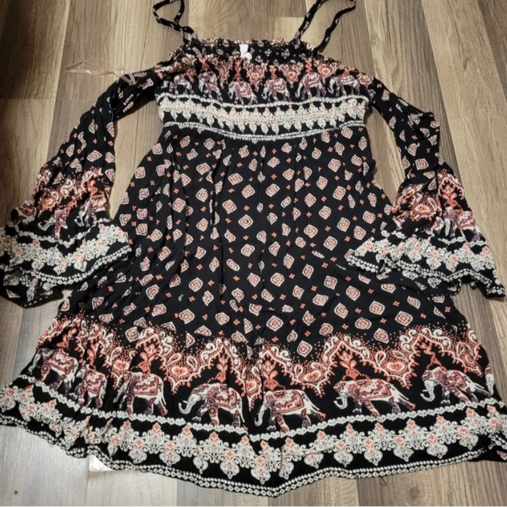 Live 4 Truth Large Dress - Picture 2 of 4